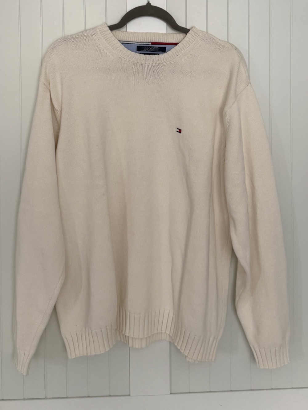 Tommy Hilfiger Men's Cream Crewneck Sweater with Flag Logo